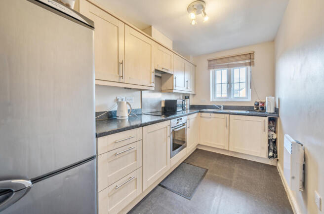 1388991-15-693ab0...