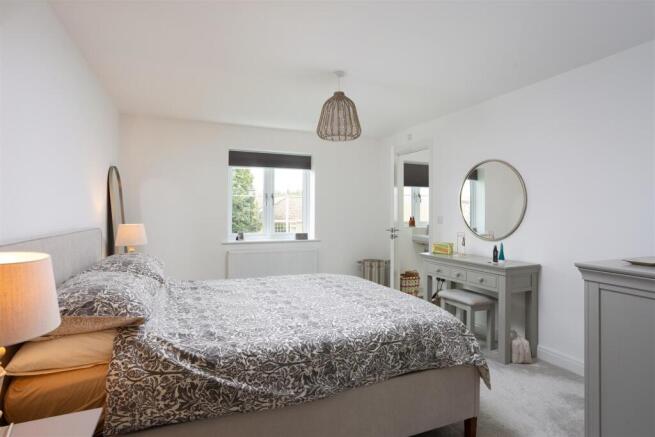 3 bed House for sale Image 9