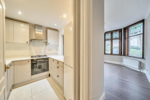 Flat B, 52, Great North Road, Hornsey, London N6 4LT