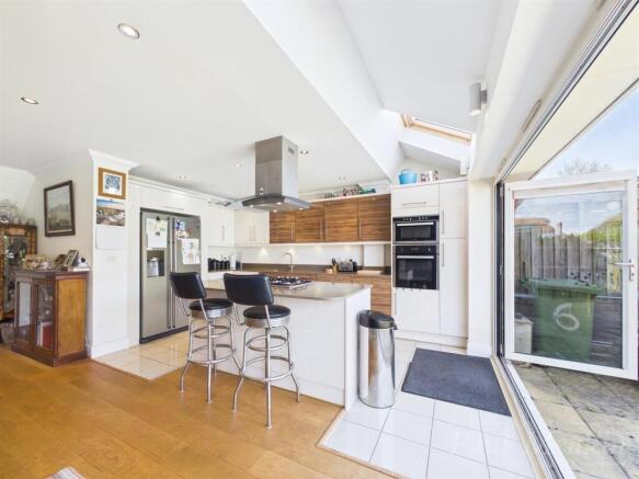 Open Plan Kitchen/ Living Dining Area