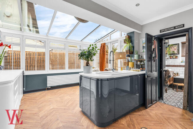 Kitchen / Breakfast Room