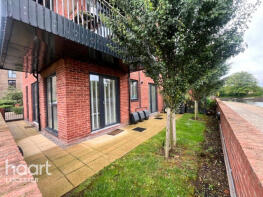 Flat 3, 2 Grand Union House, Grand Union Embankment, Leicester LE3 5FR