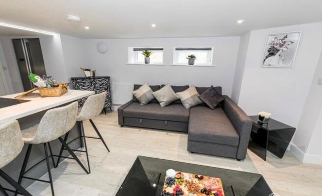 Lounge Kitchen