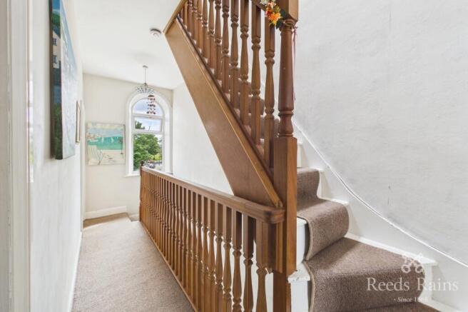 2 bed Terraced for sale Image 8
