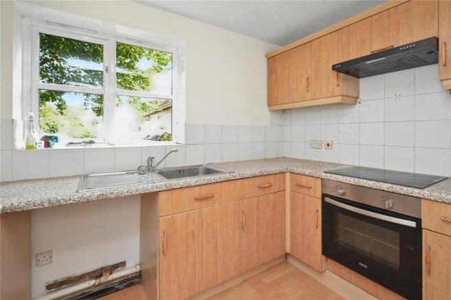 2 bed Apartment for sale Image 4