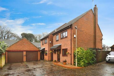 Conifer Drive, BRENTWOOD, Essex, CM14
