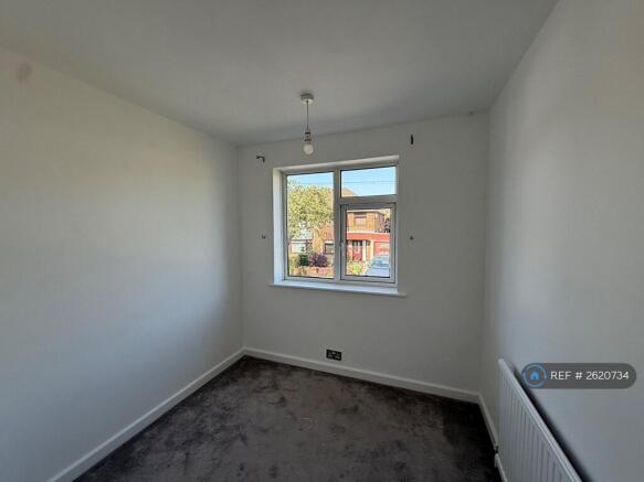 3 bed Semi-Detached to rent Image 10