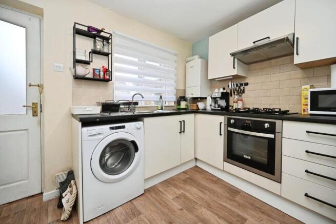 2 bed Terraced for sale Image 4