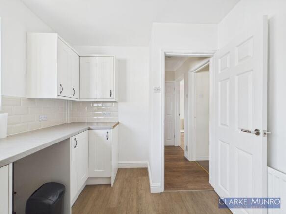 2 bed Semi-Detached Bungalow for sale Image 7