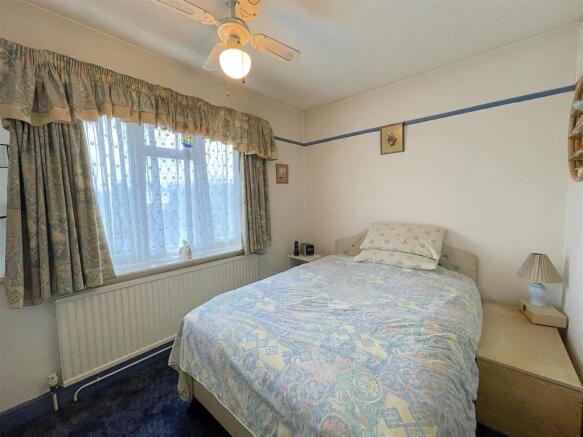 Bedroom 1.jpeg
