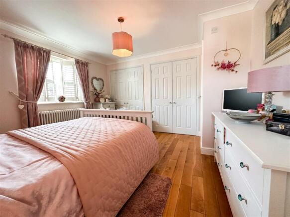 Bedroom 1 storage.jpg