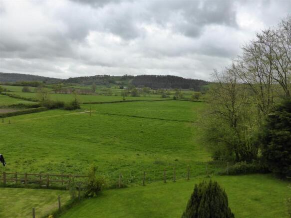 Cefncoed Llanegwad 0
