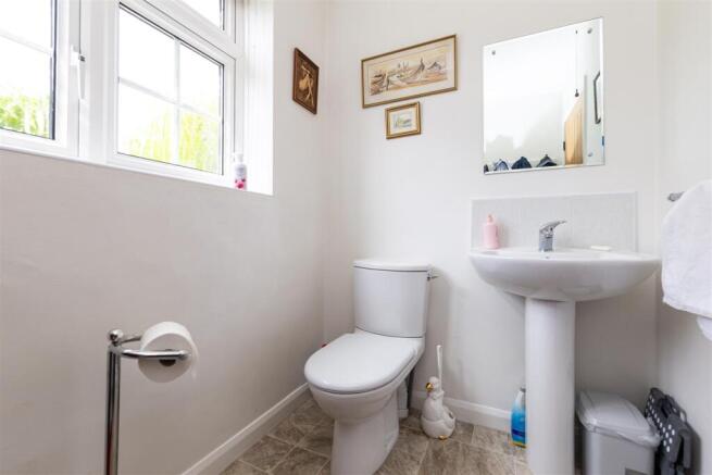CLOAKS/WC
