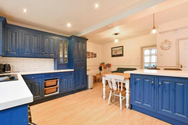 Dining Kitchen 