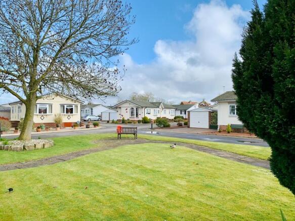 2 bed Park Home for sale Image 8