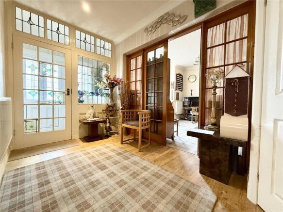 3 bed Apartment for sale Image 10