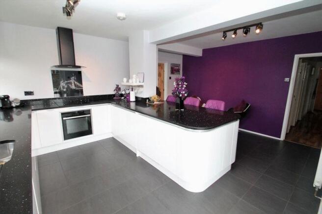 Kitchen/Breakf...