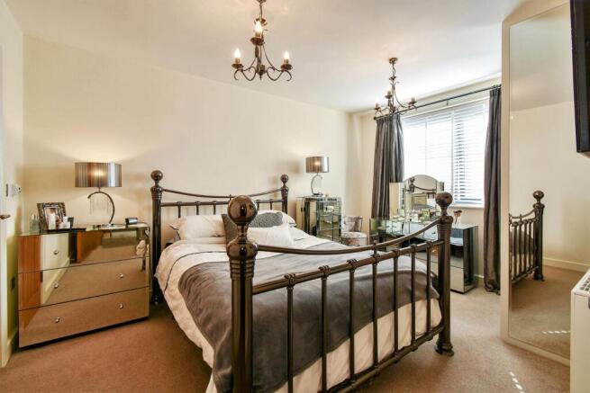 2 bed Apartment for sale Image 6