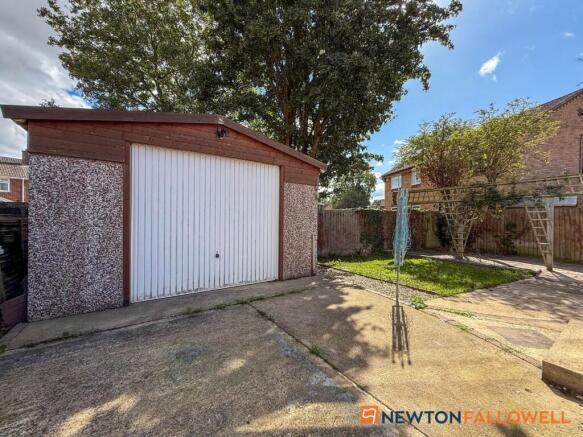 Garage & Rear Garden