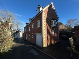 5, Vicarage View, Little London, Old Town, Swindon SN1 3FL
