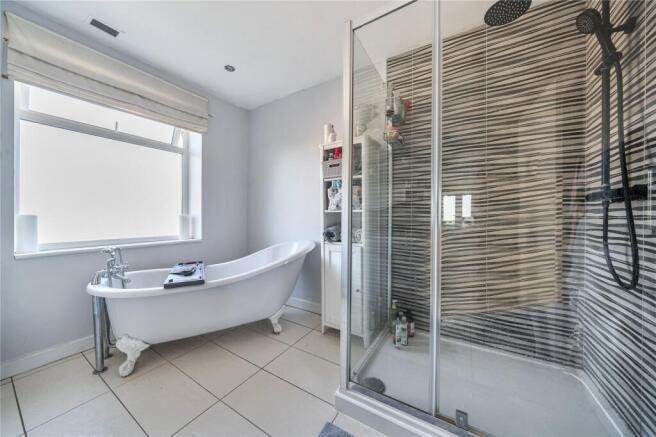 3 bed Detached for sale Image 5