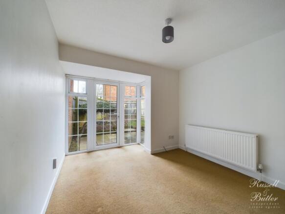 CAM01995G0-PR0131-STILL001