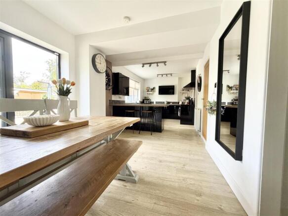 Open Plan Kitchen Diner
