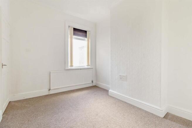 3 bed Terraced for sale Image 8