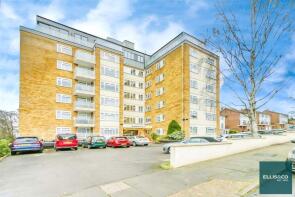 Flat 3, Cranmer Court, Wickliffe Avenue, Finchley, London N3 3HG
