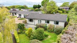 11, Howieson Green, Broxburn EH52 6BW