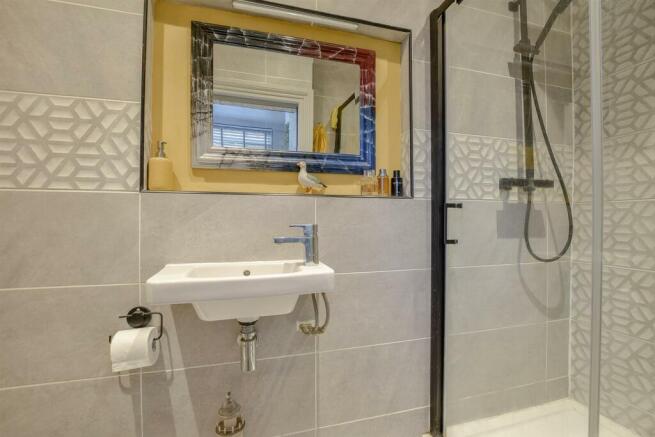 W.C Shower Room