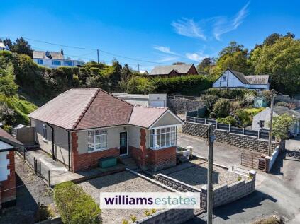 Carmel Road, Carmel, CH8