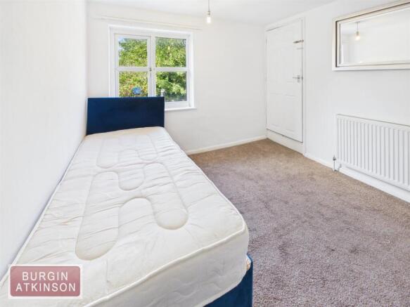 3 bed Terraced for sale Image 5