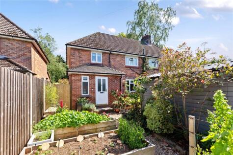 Heath Close, Hindhead, Surrey, GU26