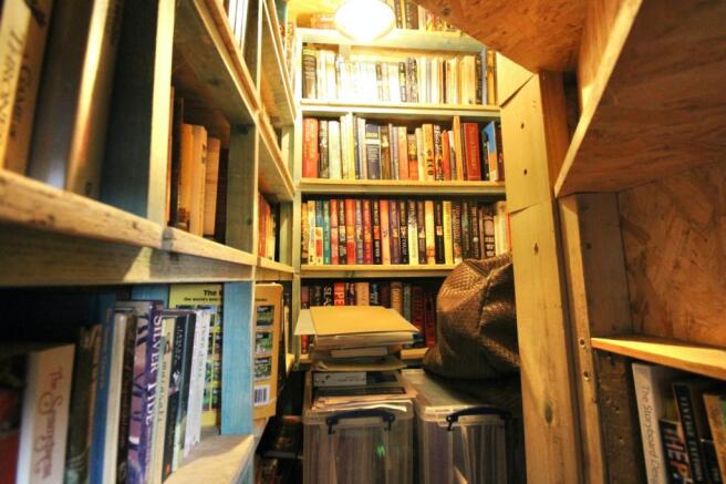 Photo 10
