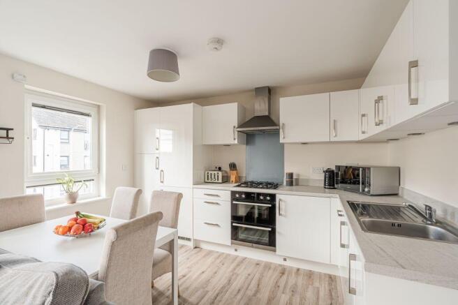 2/6 Bowbridge Crescent, Edinburgh, EH17 8UX photo 4