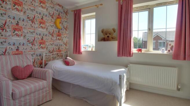 Bedroom 2 (Double)