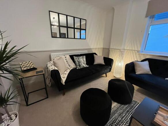 2 bed Terraced for sale Image 7