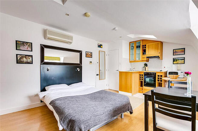Studio to rent