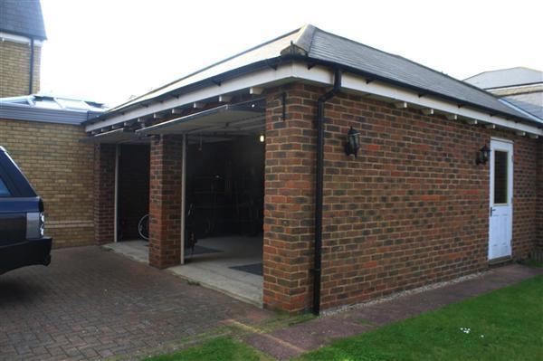 DETACHED DOUBLE