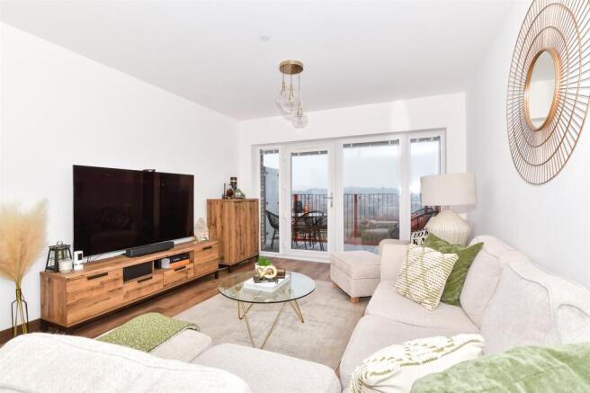 Kitchen/Lounge