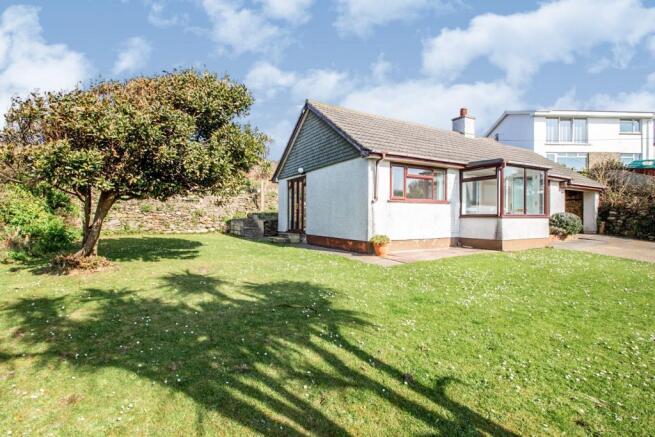 Side/Front Garden