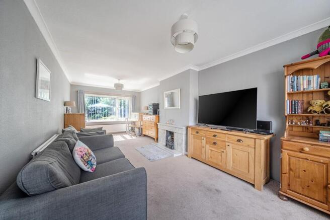 3 bed Semi-Detached for sale Image 4