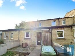 7, Queen Elizabeth Gardens, Huddersfield HD1 4BZ