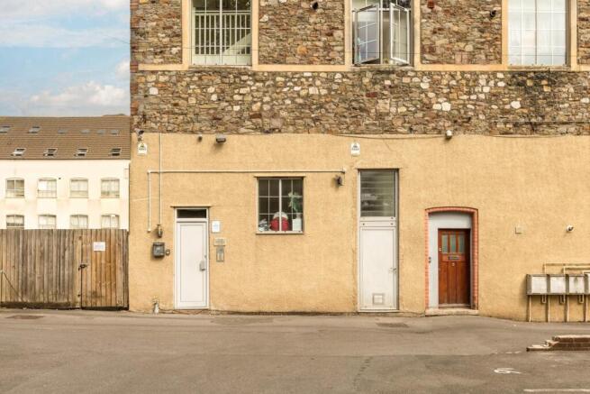 18 Old Workhouse, Hudds Vale Road, BS5-14.jpg