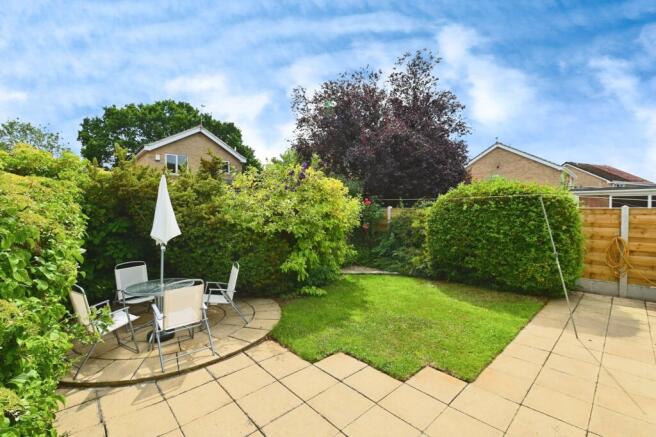 3 bed Semi-Detached for sale Image 6
