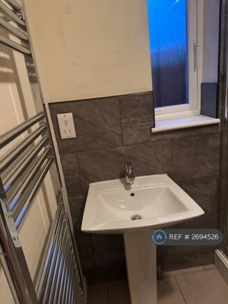 Bathroom Room 2