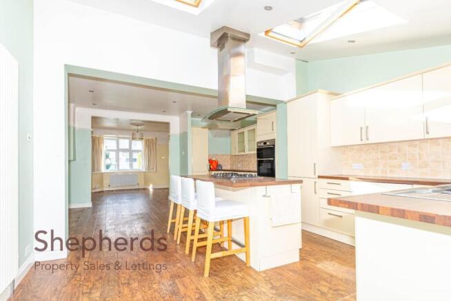 Meadway, Hoddesdon photo 4