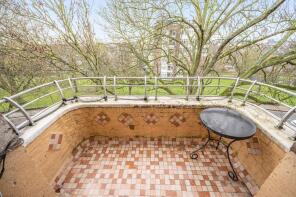Flat 15, Beech House, Maitland Park Villas, London NW3 2EG