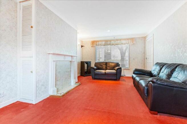 Lounge Dining (3)